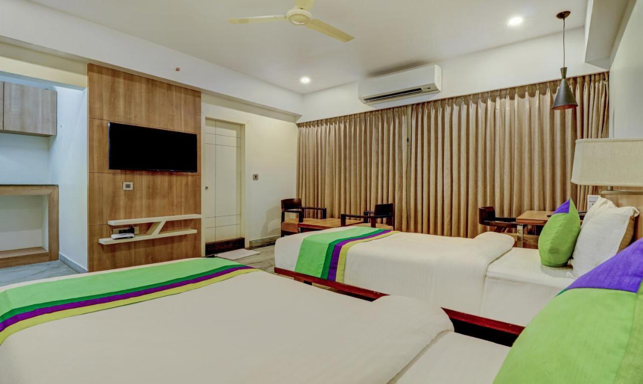 Treebo Seaesta Rk Beach Visakhapatnam Exterior foto